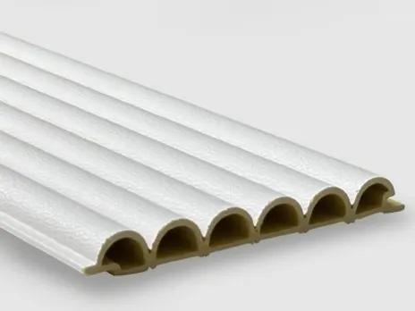 Рифленая бамбуковая панель Pipe white skin 2800×123×15 мм (1 шт = 0,3444 кв.м) Панели стеновые и потолочные белый купить в Минске — миниатюра 4