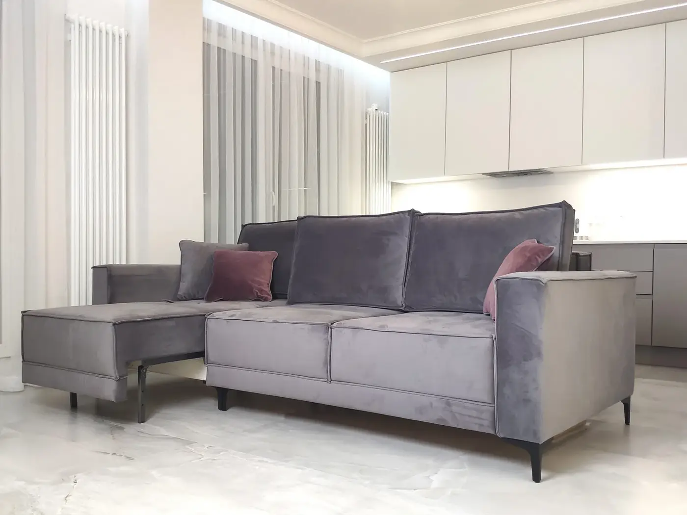 Диван Этран Тиффани прямой 300 см чёрный тик-так / пантограф велюр чёрный купить в Минске — миниатюра 7