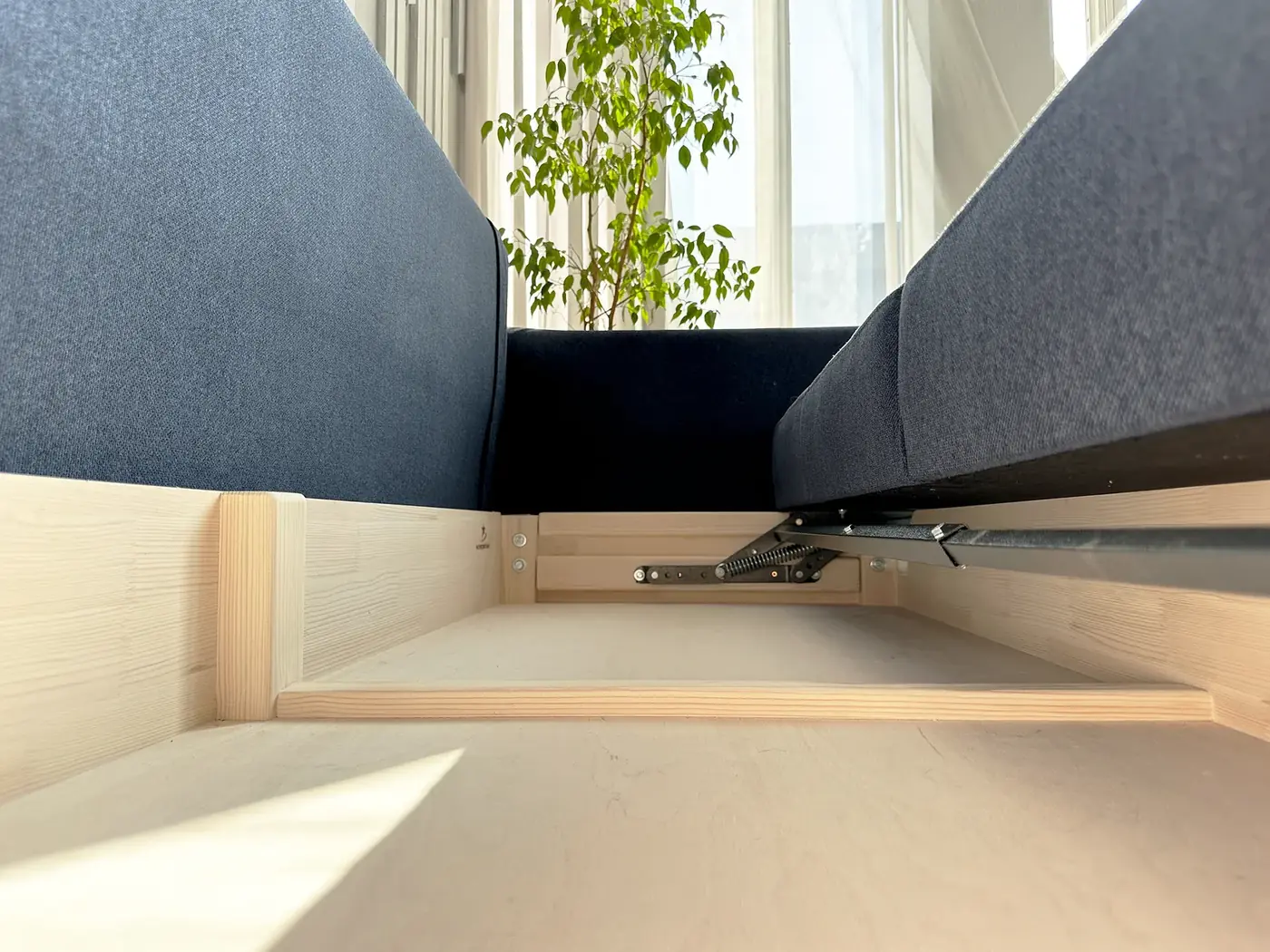 Диван Токко букле прямой 235 см серо-голубой тик-так / пантограф букле серо-голубой купить в Минске — миниатюра 10